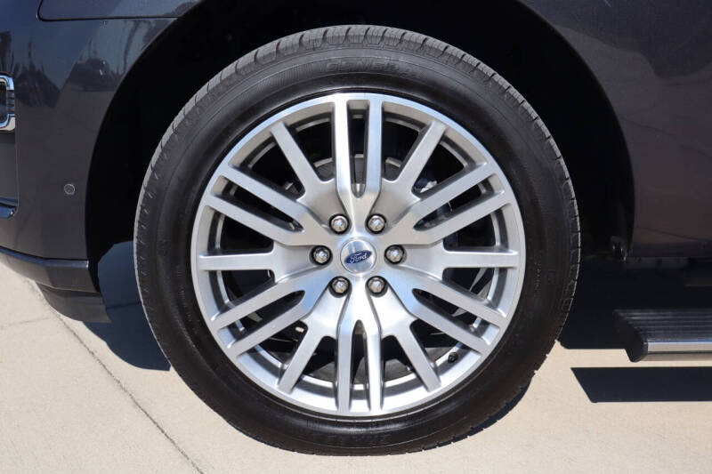 2024 Ford Expedition Platinum