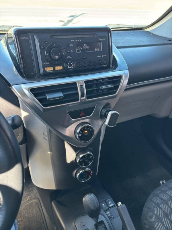 2012 Scion iQ