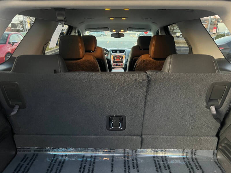 2015 GMC Acadia SLE-2