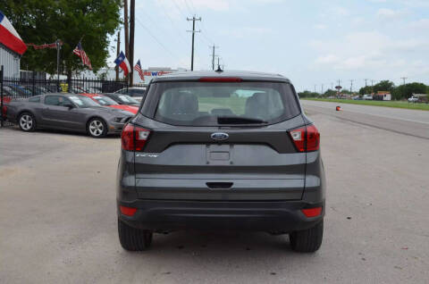 2019 Ford Escape S