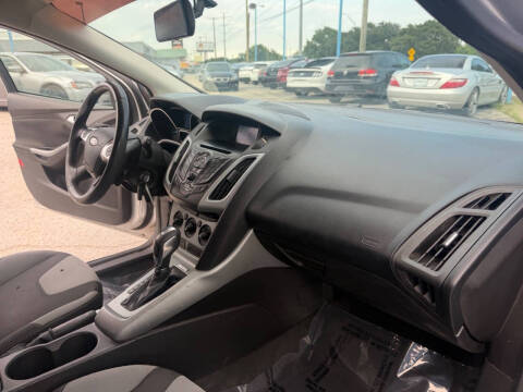 2012 Ford Focus SE