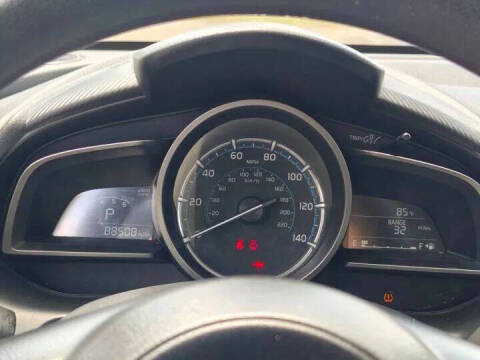 2019 Toyota Yaris LE