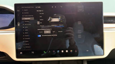 2023 Tesla Model X Standard Range