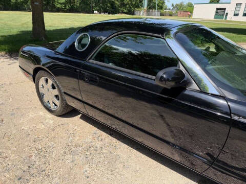 2002 Ford Thunderbird Deluxe