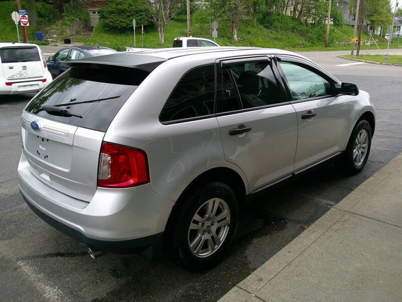 2011 Ford Edge SE