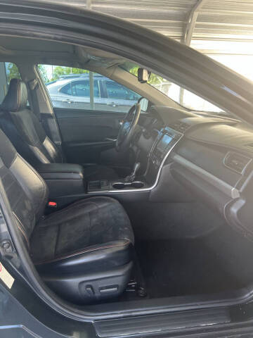 2017 Toyota Camry XSE