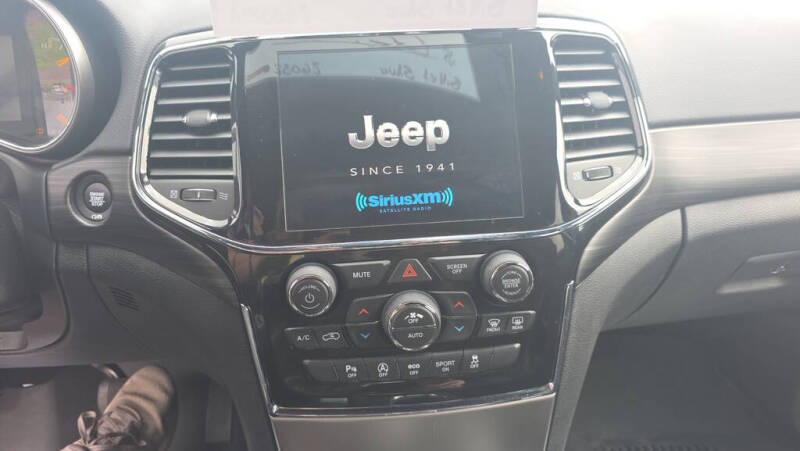 2021 Jeep Grand Cherokee Laredo X