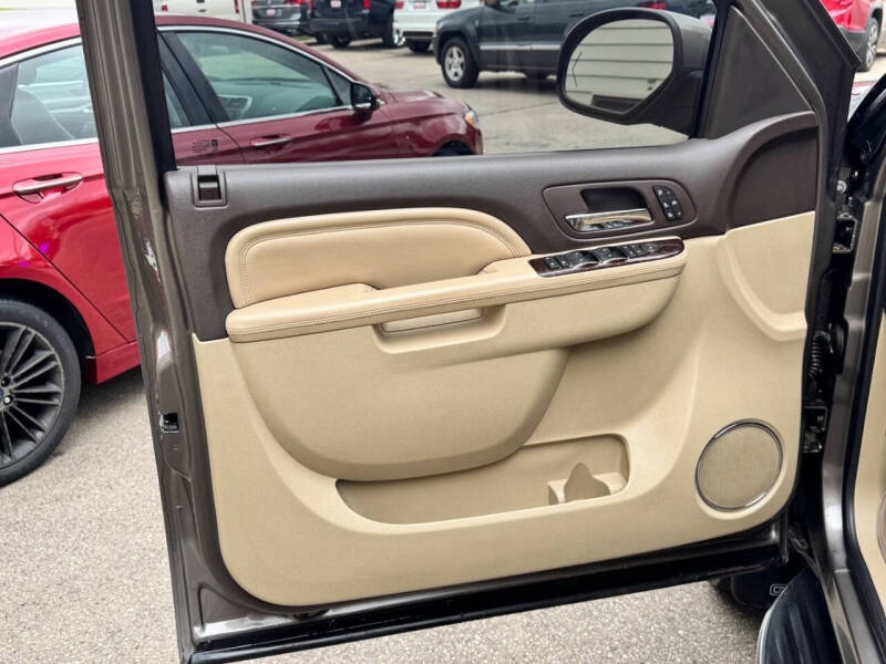 2011 GMC Yukon XL Denali