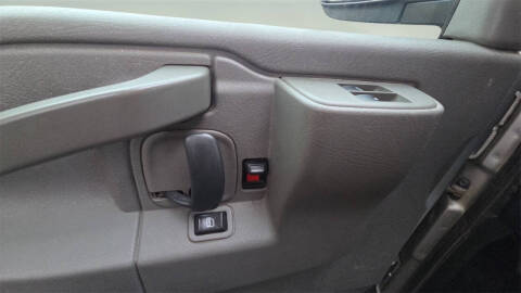 2017 Chevrolet Express LT 3500