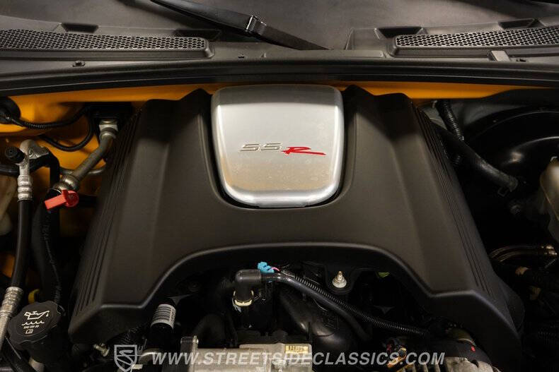 2004 Chevrolet SSR LS