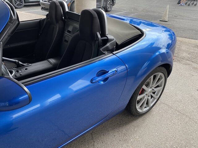 2006 Mazda MX-5 Miata Sport