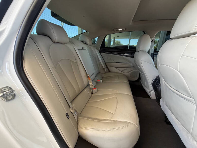 2019 Buick LaCrosse Premium