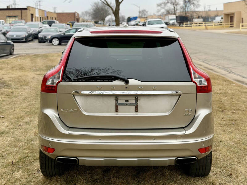 2016 Volvo XC60 T6 Drive-E