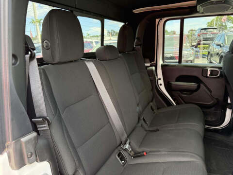 2023 Jeep Gladiator Willys