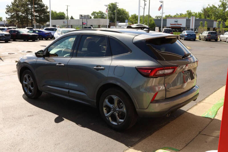 2024 Ford Escape ST-Line