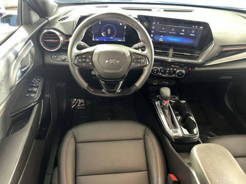 2025 Chevrolet Trax RS
