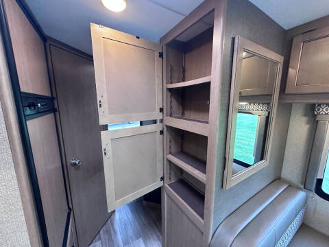 2017 Ford E-Series E-350 SD