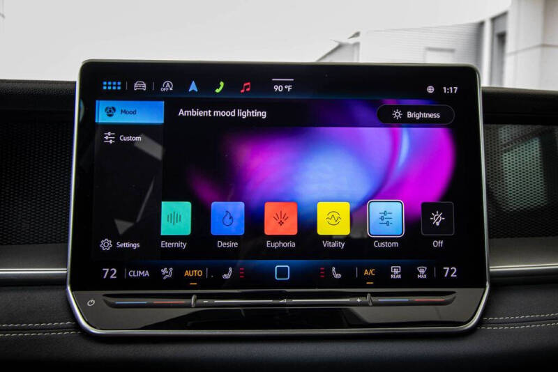 2025 Volkswagen Tiguan SE