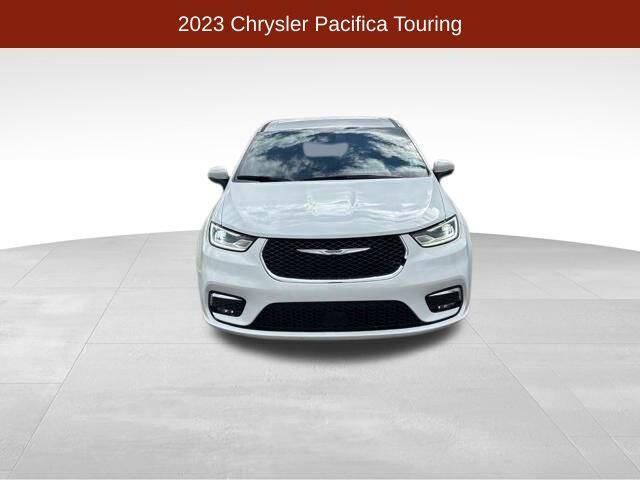 2023 Chrysler Pacifica Touring