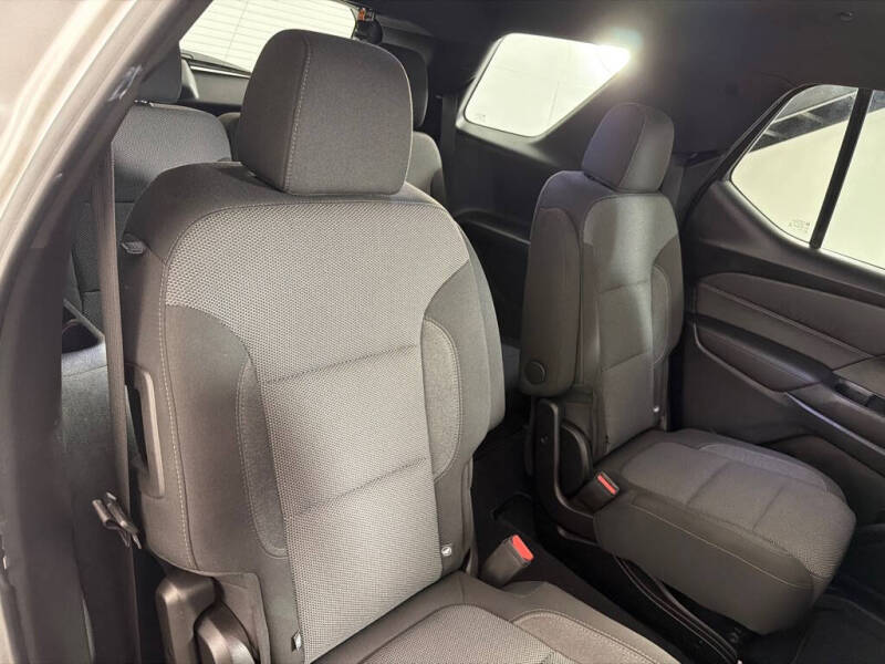 2022 Chevrolet Traverse LT