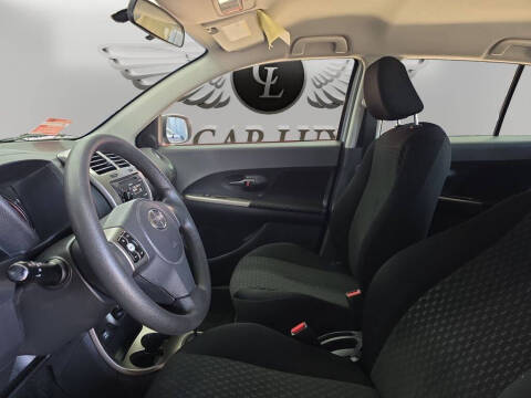 2012 Scion xD