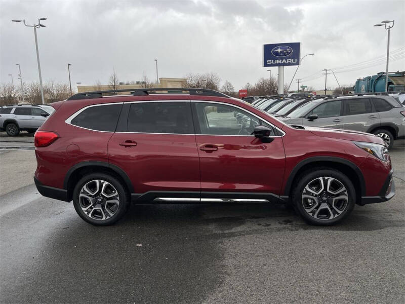 2025 Subaru Ascent Limited 8-Passenger