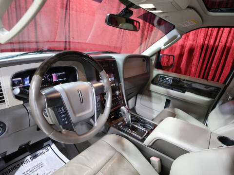 2017 Lincoln Navigator Select