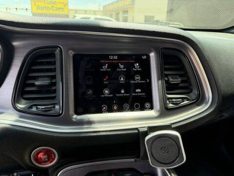 2017 Dodge Challenger SXT