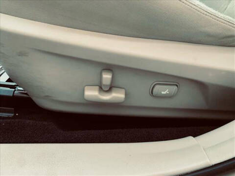 2010 Subaru Outback 2.5i Premium