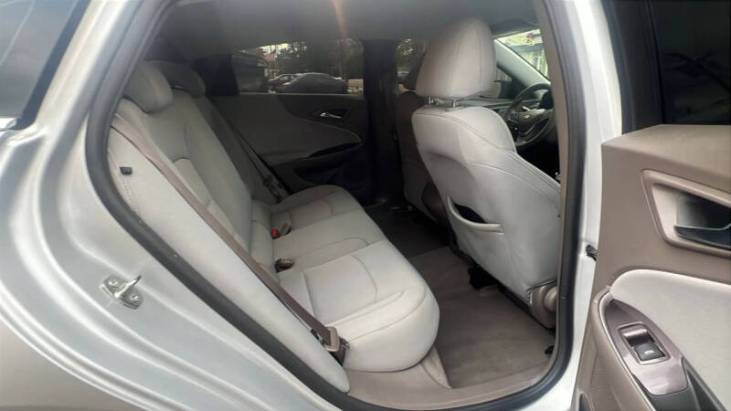 2021 Chevrolet Malibu LS