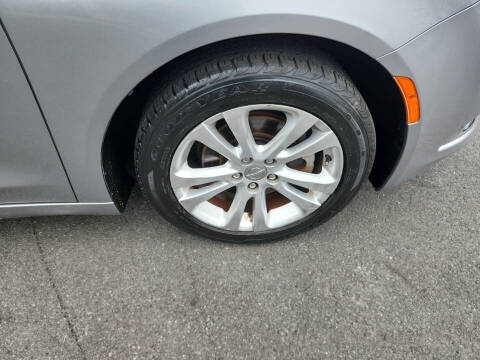 2015 Chrysler 200 Limited