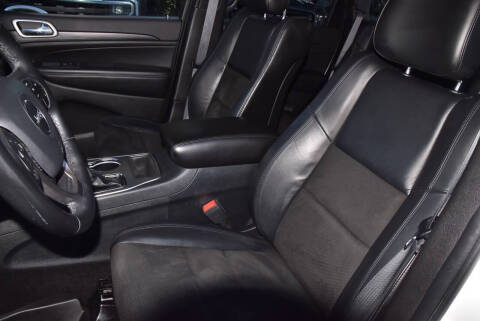 2020 Jeep Grand Cherokee Laredo E