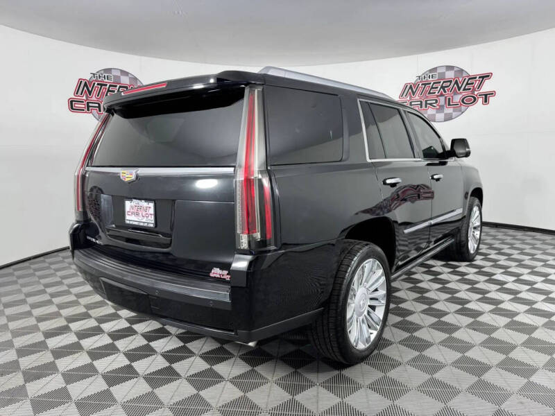 2016 Cadillac Escalade Platinum