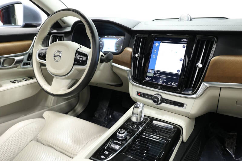 2019 Volvo S90 T8 Inscription