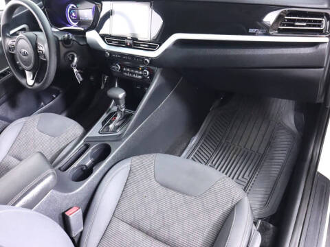 2020 Kia Niro LX