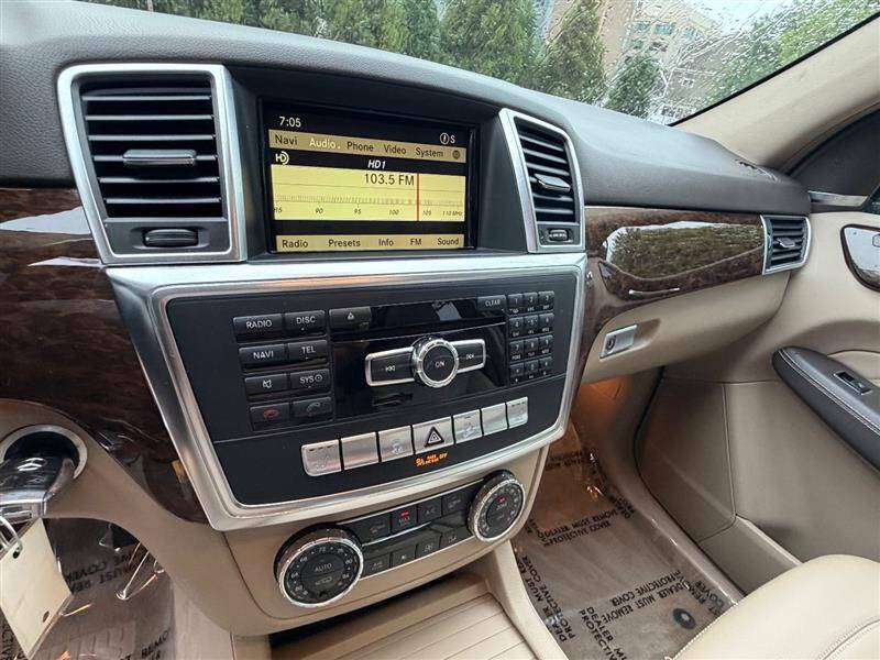 2012 Mercedes-Benz M-Class ML 350 BlueTEC