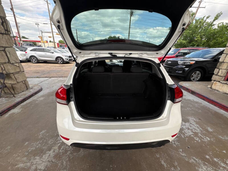2016 Kia Forte5 LX
