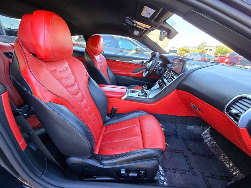 2024 BMW 8 Series 840i