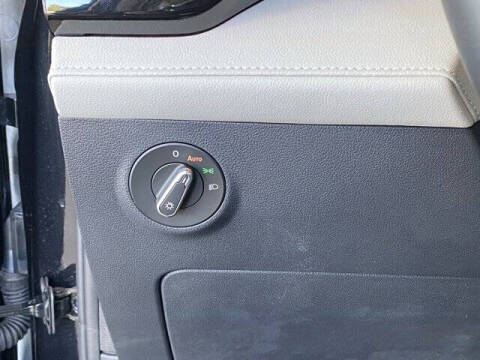 2025 Volkswagen Taos S 4Motion