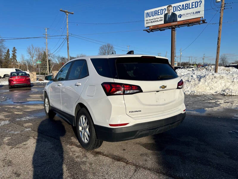2022 Chevrolet Equinox LS