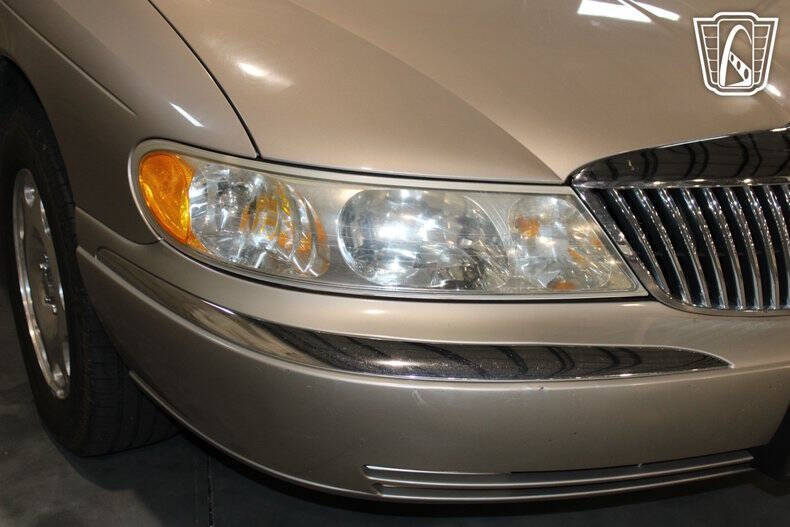 1999 Lincoln Continental