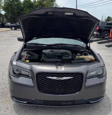 2019 Chrysler 300 Touring