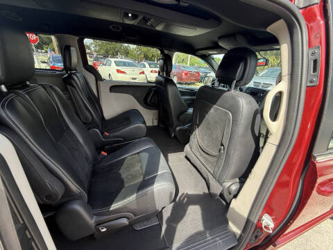 2015 Dodge Grand Caravan SXT Plus