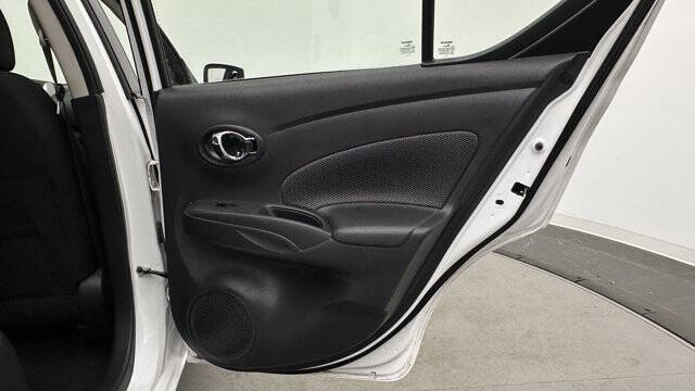 2019 Nissan Versa SV