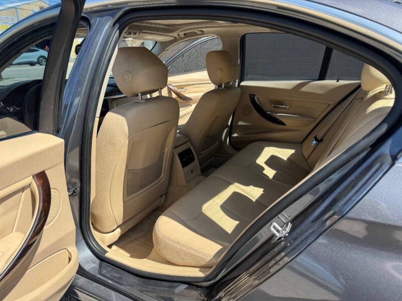 2015 BMW 3 Series 328i