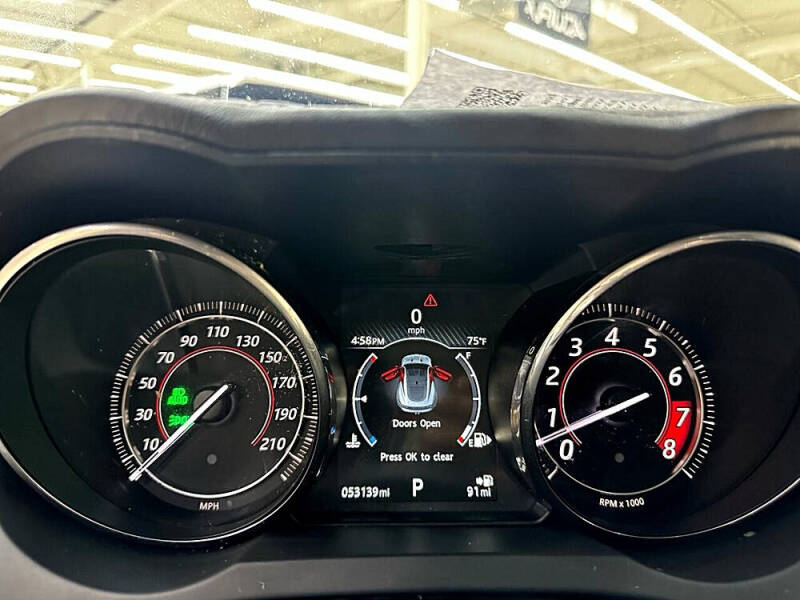 2016 Jaguar F-TYPE R