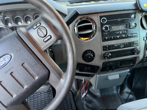 2011 Ford F-350 Super Duty XLT