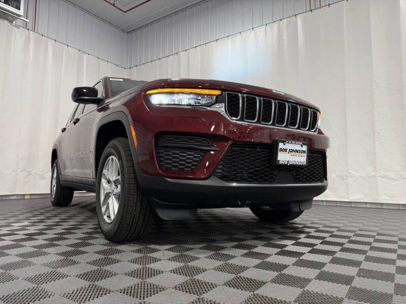 2025 Jeep Grand Cherokee Laredo X