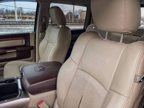 2017 RAM 1500 Laramie