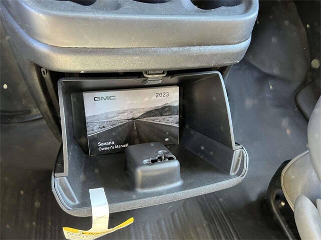 2023 GMC Savana 2500